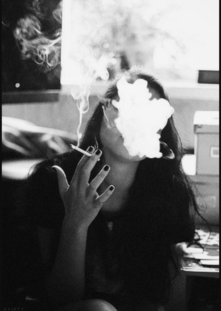 Lissa smoking pictures