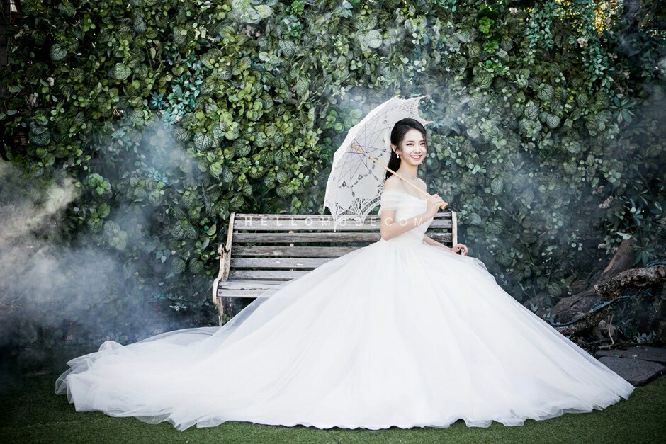 Jisoo in a wedding dress  Jisoo blackpink kpopedit 