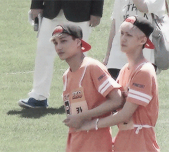 Sekai Sehun Kai Gif By Army Exo Chanyeol Baekhyun Exo