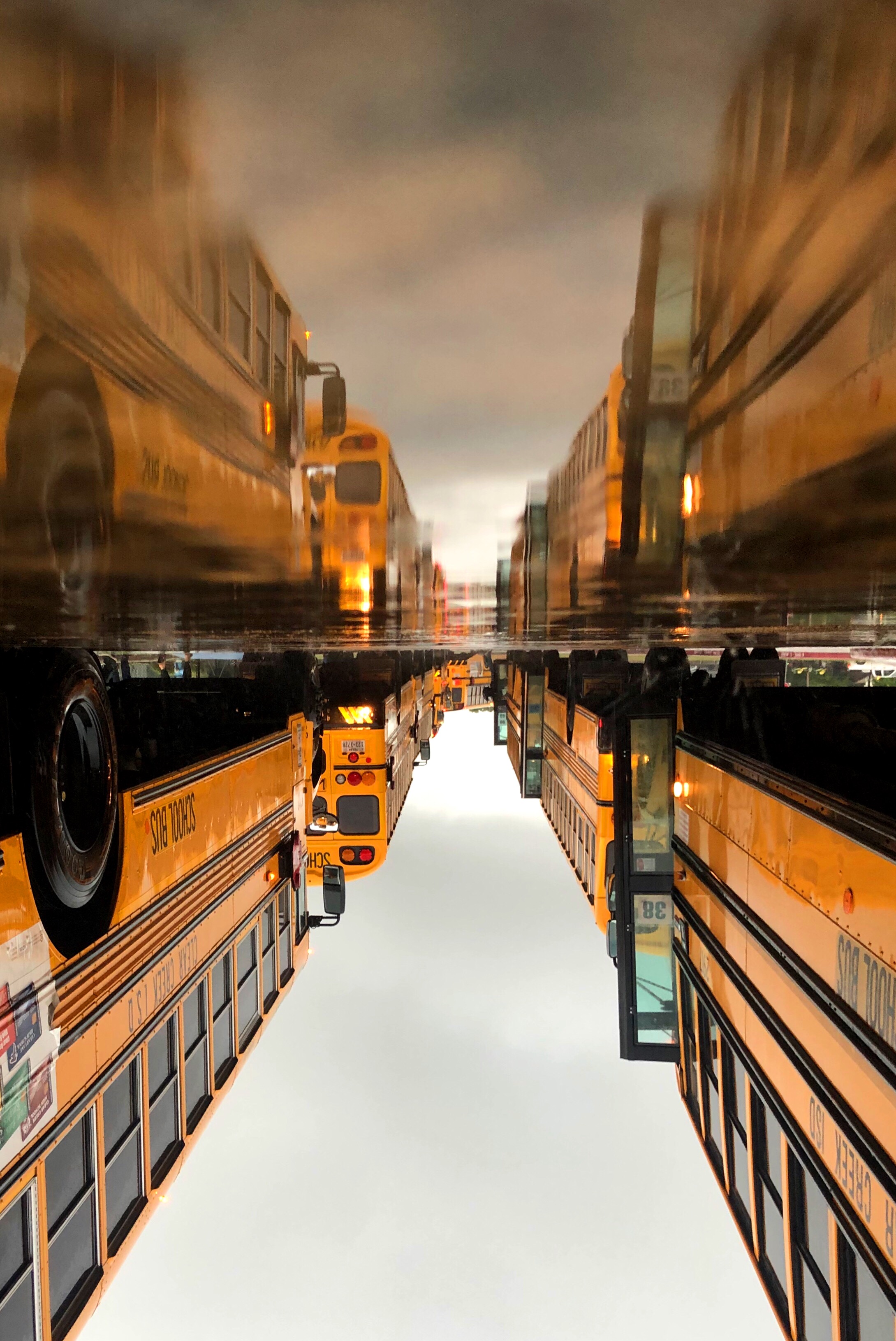 Rain Bus Busstop Reflection Puddle Image By Angel