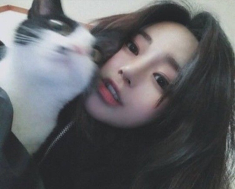Korean Girl Selfie