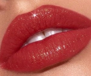 aesthetic red lipstick