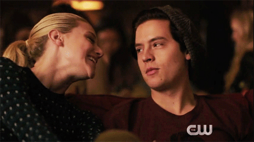 Featured image of post Riverdale Bughead Gifs