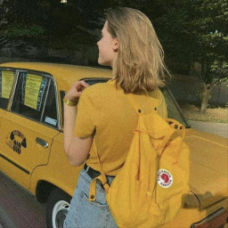 aesthetic girl yellow yellowaesthetic aestheticyellow yellow💛 yellowgirl vintage vaporwave freetoedit remixit