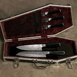 knives knifeplay vintage vampireaesthetic redaesthetic